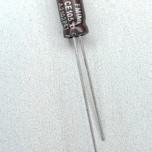 Kondensator elektrolityczny THT 10uF/50V